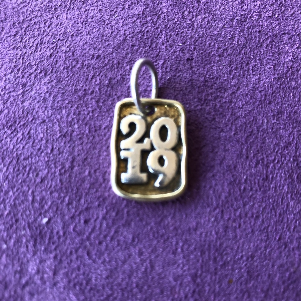 G&H 2019 pendant/charm
